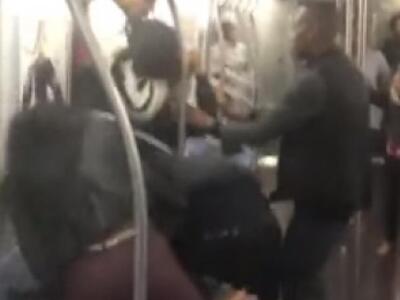 Πολύ ξύλο σε μετρό της Νέας Υόρκης - ΒΙΝΤΕΟ