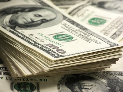 Έντεκα «ακραία πλούσιοι» ζητούν να φορολογηθούν