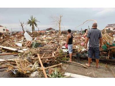 Φιλιππίνες: Τυφώνας-φονιάς για 10.000 ψυχές