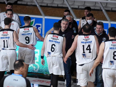 Πάντα πρώτος ο Απόλλων (κι ας μην παίζει)!