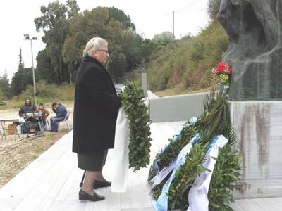 Τιμήθηκε η μνήμη των 125 εκτελεσμένων στ...
