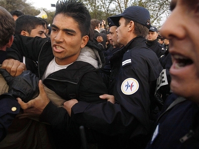 Άγρια συμπλοκή με ένα τραυματία στην Πάτρα