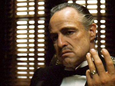 Αν ο Βίτο Κορλεόνε είχε ΜΜΕ, Ομάδα Αλήθε...