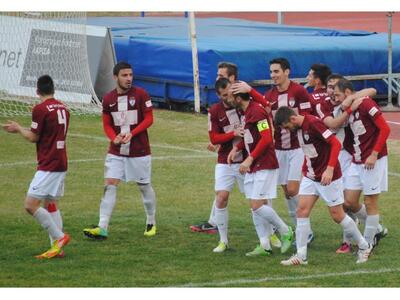 Φούτμπολ ΛΙγκ: Ισόπαλο το ντέρμπι του Κι...