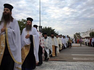 Πάτρα: Με την καθιερωμένη λιτανεία κορυφ...