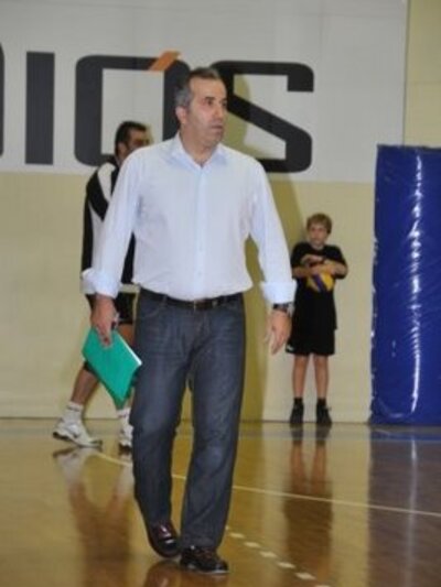 Η ΕΑΠ Λουξ υποδέχεται (19.00) τον Φοίνικα Σύρου