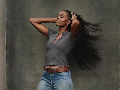 Michelle Obama: Αγνώριστη σε νέα φωτογρά...