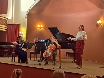 Φιλαρμονική Εταιρία Ωδείο Πατρών: Πραγμα...