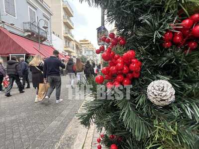 Παραμονή Χριστουγέννων στην Πάτρα: Aνοικ...