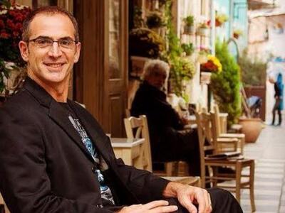 Ο ηθοποιός Κώστας Κρομμύδας έρχεται ως σ...