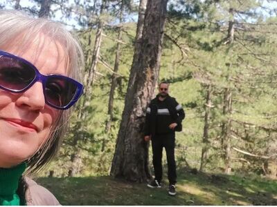 Βασίλης Καλογήρου: Η μητέρα του αποχαιρε...