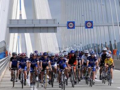 Πάτρα: "Η Γέφυρα μας ενώνει" -...