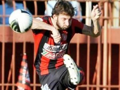 "Χτυπάει" Γιώργο Λαμπρόπουλο, ...