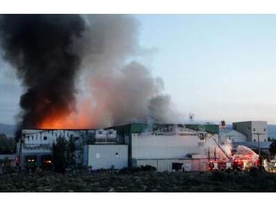 Καίει δυο μέρες η φωτιά στην Creta Farms