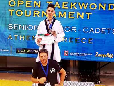 "Ασημένιος" ο Χαράλαμπος Φλουσκούνης