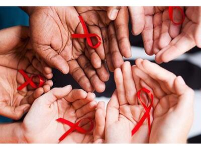 Μπιλ Γκέιτς: Εμβόλιο και θεραπείες κατα ...