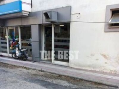 Πάτρα: Ένα καλώδιο του ΟΤΕ πάνω από τα κ...