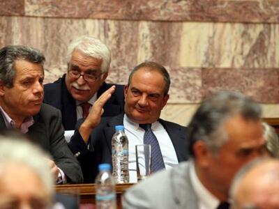 Αβρότητες  Σαμαρά και Καραμανλή στην Κ.Ο. της Ν.Δ.