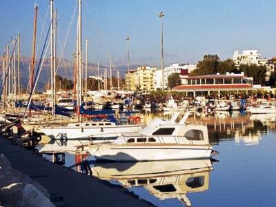 Στα χέρια των ιδιωτών όλες οι μαρίνες το...