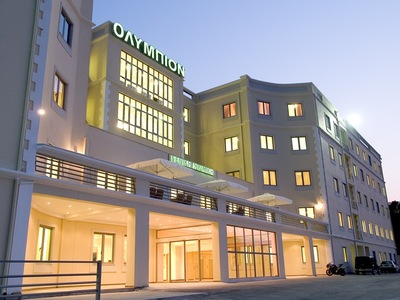 Η "Ολύμπιον" σας εύχεται χαρού...