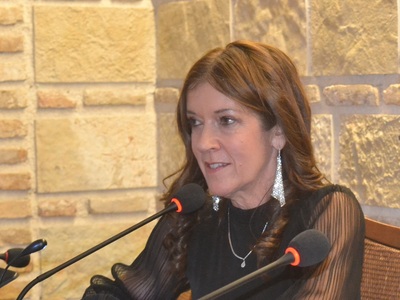 Βικτόρια Χίσλοπ, Στίβεν Φράι  και άλλες ...