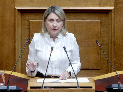 Χριστίνα Αλεξοπούλου: «2.200.000 ευρώ γι...