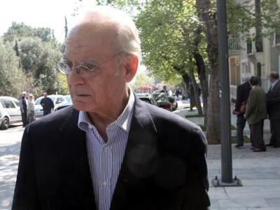 Τσοχατζόπουλος: Αφήστε ελεύθερη τη Βίκυ....