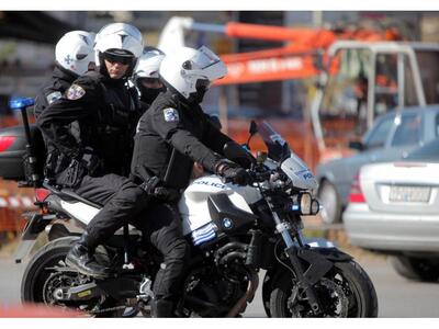 Αίγιο: Λήστεψαν γυναίκα με την απειλή όπλου