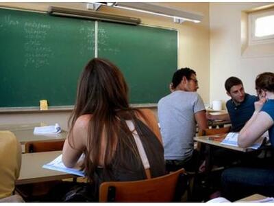 Τελευταία μέρα μαθήματος σήμερα σε Γυμνά...