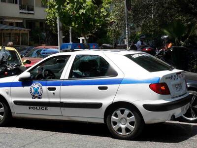 Πάτρα:Πέταξε τα ναρκωτικά μέσα στο περιπολικό!