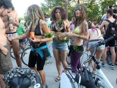 Διεθνής Γυμνή Ποδηλατοδρομία αύριο στη Θεσσαλονίκη