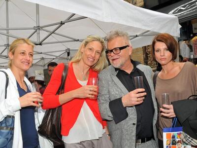 Καρέ καρέ τα εγκαίνια του Νίκου Αποστολόπουλου