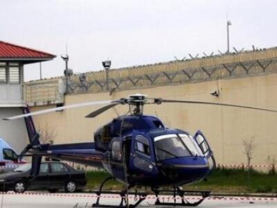 Παζάρευε να αγοράσει ελικόπτερο ο Βλαστό...