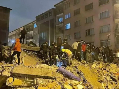 Σεισμός στην Τουρκία: Πάνω από 47.000 συ...