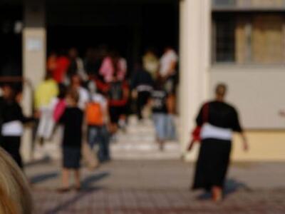 Κλείνει 300 σχολεία το ακριβό πετρέλαιο