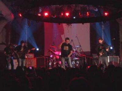 Το Πατρινό συγκρότημα QUADRA "ανοίγ...