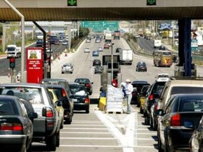 Στο δρόμο της φυγής για ... διακοπές οι ...