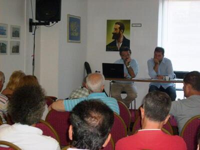 Εποικοδομητική η πρώτη συνάντηση εκπροσώ...