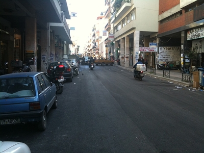 Απειλές για κινητοποιήσεις από τον Εμπορ...