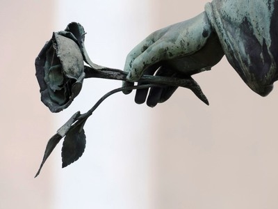 Πέθανε στα 59 της η Αχαιή δημοσιογράφος ...