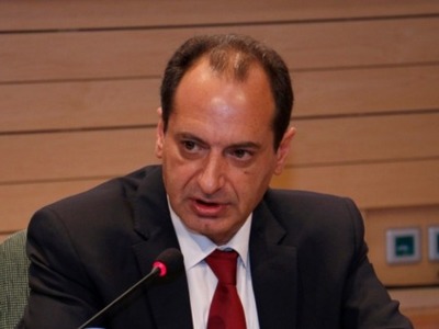 Ενημερώνεται η Βουλή τον Ιανουάριο για τ...