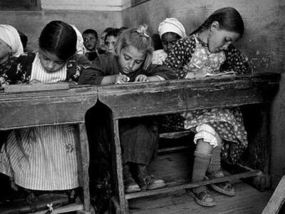 Αξιοπρέπεια έχεις όταν φεύγεις την στιγμ...