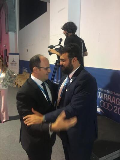 Σε εγκάρδιο κλίμα μετά την επιτυχία της ...