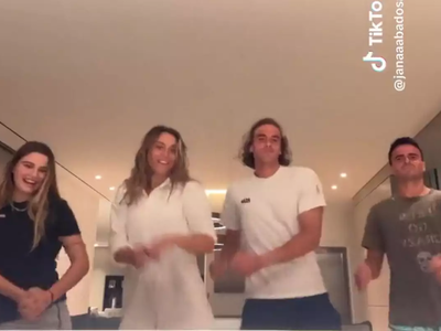 Στέφανος Τσιτσιπάς και Πάουλα Μπαντόσα χ...