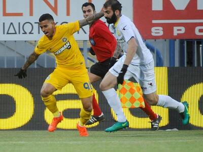 Σουπερλίγκ: Ιστορική νίκη του Παναιτωλικ...