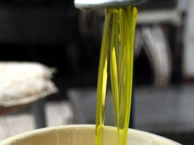 Πάτρα: Αγοράζουν ελαιόλαδο «βερεσέ» – Άσ...
