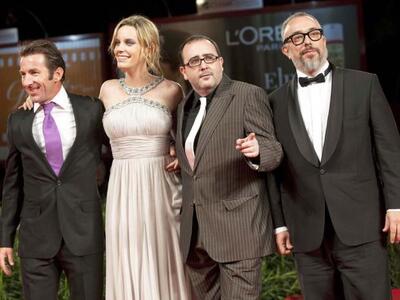 Από αριστερά, οι ηθοποιοί Αντόνιο Ντε Λα...