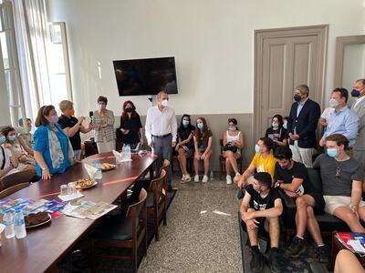 Ο Α. Κατσανιώτης συναντήθηκε με νέους τη...