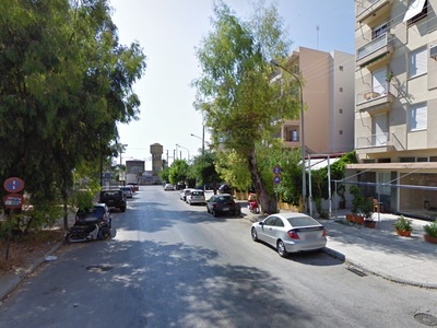 Ο πλάτανος πριν κοπεί
