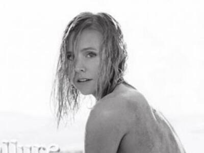 Η Kristen Bell… έβγαλε τα ρούχα της, ένα...